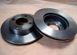 2x brzdové kotouče přední větrané Audi 80 Automat