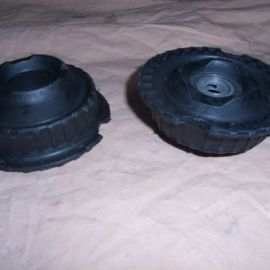 2x uloženie tlmiča predné Audi A8 4D2, 4D8