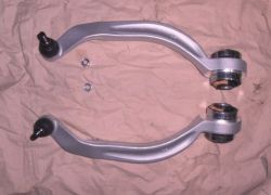 2x rameno predné spodné Audi A6 Allroad