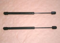 2x plynová vzerpa kapoty motora Chrysler 300C