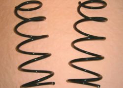 2x pružiny predné Renault Kangoo od r.v. 08.1997