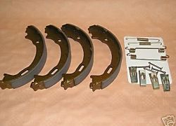 Brzdové čeľustia so sadou pružín zadné Mercedes ML W164