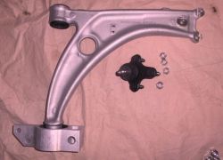 Rameno pravé predné komplet s čapom VW Passat od r.v. 2005
