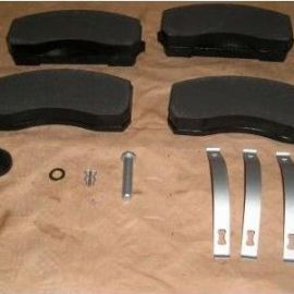 Brzdové platničky predné komplet Mercedes ATEGO 712-1024