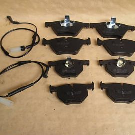 2x brzdové platničky komplet vrátane snímača BMW E81+E87 116i-118i