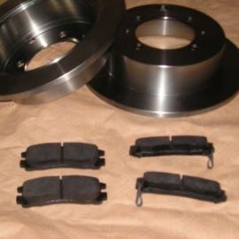 Brzdná sada zadná Mitsubishi Galant 14"
