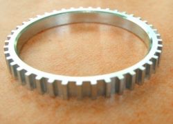 ABS krúžok predný Mitsubishi Carisma od r.v. 07.1995