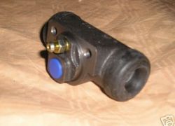 Brzdový valec zadný bez ABS Chrysler Voyager ES