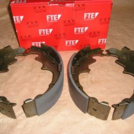 Brzdové čeľustia zadná náprava Chrysler Voyager ES r.v. 84-95