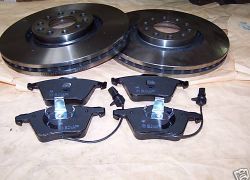 Brzdové kotúče predné 320mm + platničky predné Brembo Audi A6 Quattro