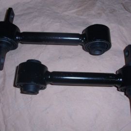 2x rameno zadná náprava Volvo V40, S40