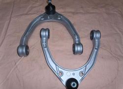 2x rameno predná náprava VW Touareg od: 10.2002