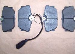 Brzdové platničky zadné na 15 kolesá VW T4 od: 90-03