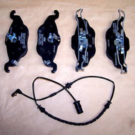 Brzdové platničky predná náprava +2x snímač opotrebenia Opel Astra G