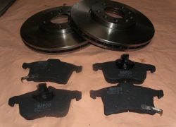 Brzdná sada 4-dierová predná náprava Opel Astra H