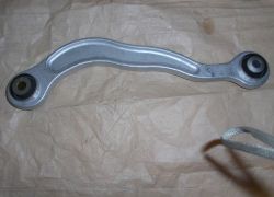 Rameno zadné horné ľavé Mercedes W221 CL216