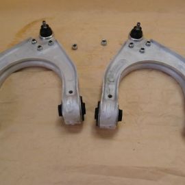 2x rameno predná náprava horné Mercedes C219 CLS