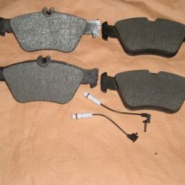 Brzdové platničky predná náprava W210 so snímačom E240-E320