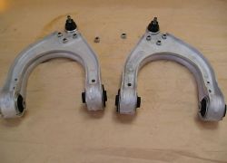 2x rameno predná náprava horné Mercedes W211 S211