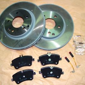Brzdná sada s Brembo kotúčmi Mercedes W203 S203 predná náprava