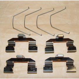 Sada príslušenstva kotúčovej brzdy predná náprava Mazda 6 len 1,8 Li.od r.v. :08.02