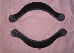 2x rameno zadné Mazda 6