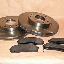 Brzdná sada predná náprava Kia Carnival od r.v. 1999