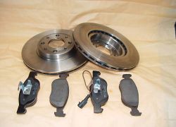 Brzdové kotúče + platničky predné Alfa Romeo 156