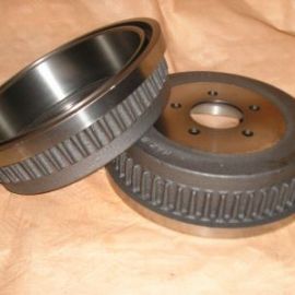 2x brzdový bubon Chrysler Voyager GS od roku výroby 96