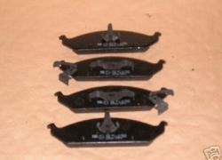 Brzdové platničky predná náprava Chrysler Stratus