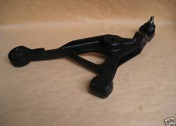 Rameno pravé predné komplet Chrysler Stratus