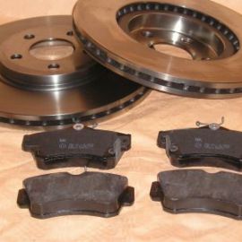 Brzdové kotúče + platničky predná náprava Chrysler PT Cruiser