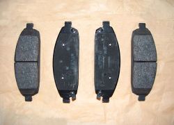 Brzdové platničky predné Chrysler Jeep Cherokee III od :06.05