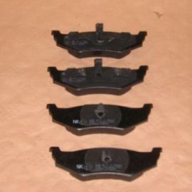 Brzdové platničky zadné Chrysler 300M