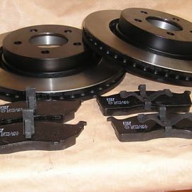 Brzdové kotúče + platničky predná náprava Chrysler 300M od r.v. 1998