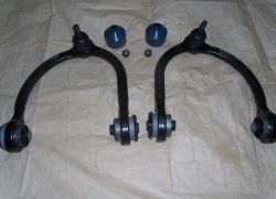 2x rameno predné horné Chrysler 300C AWD Touring