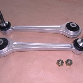 2x rameno horné zadná náprava BMW E60 + E61