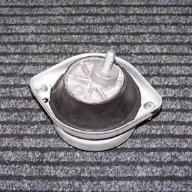 Silenblok motora ľavý BMW E39 535i 540i