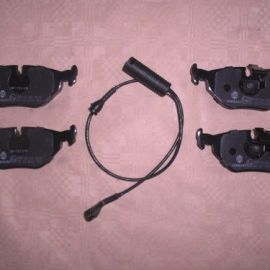 Brzdové platničky zadné so snímačom BMW E39