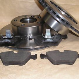 Brzdové kotúče + platničky predné BMW E39