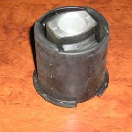 Uloženie zadná náprava BMW E39 len pre limuzíny