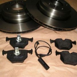 Brzdové kotúče + platničky zadné BMW E38 750i, 740d