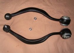 2x rameno predné horné zosilnené BMW E38