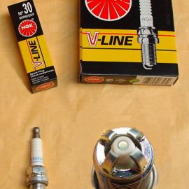 Sviečka BMW E39 + E38 Benzin BKR6EQUP