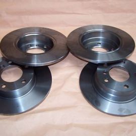 Brzdové kotúče predné + zadné nevetrané BMW E36