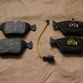 Brzdové platničky predné BMW E34 + E32