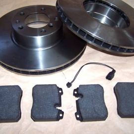 Brzdná sada predná náprava BMW E32 vrátane snímača od roku výroby :90