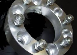 Rozširovacia podložka pod disk 6x139,7 40mm 12x1,25 Nissan,1ks