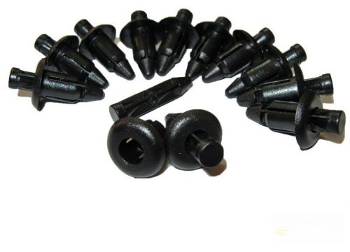 Spony na plasty štvorkoliek M6 C85, 1ks