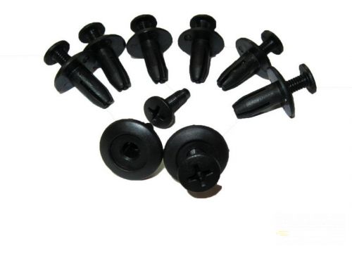 Spony na plasty štvorkoliek M6 C91, 1ks